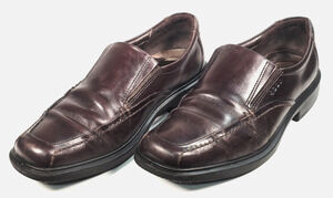 Ecco Helsinki Slip On Loafers Burgundy Leather Men's Size US 11-11.5 EUR Size 44